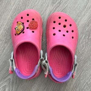 Kids c10 crocs with velcro